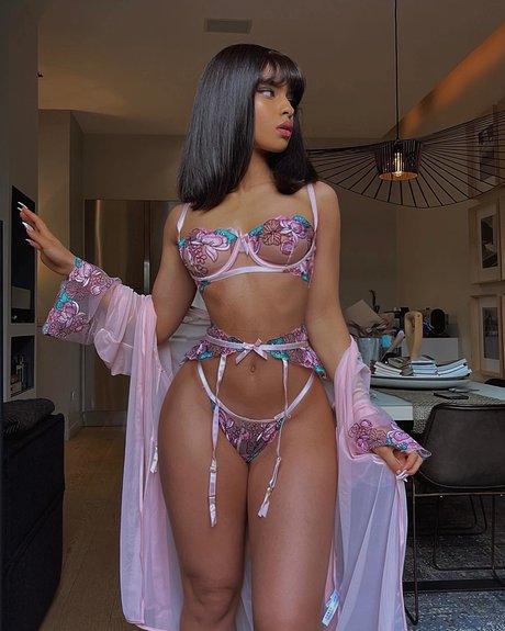 Lemy Beauty model xxx gallery