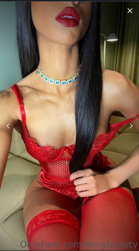 Lemy Beauty model porn pics