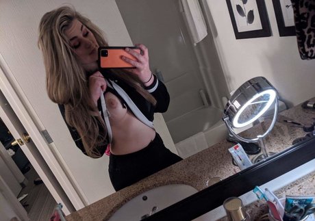 threesome onlyfans hot gallery