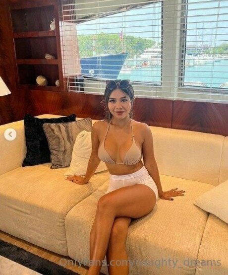 naughty dreams model erotic gallery