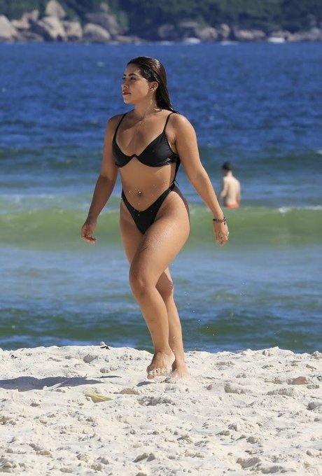 Ingrid Ohara pretty model galleries