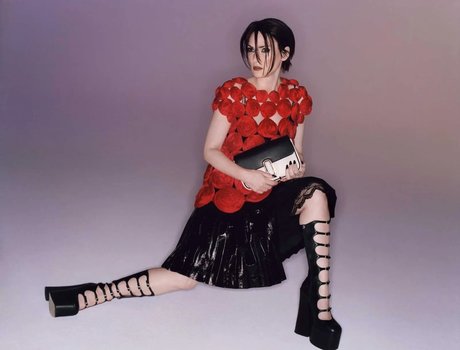 Winona Ryder nudes actress pics