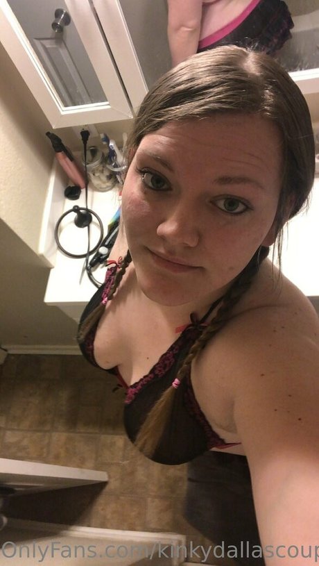 blowjob brunette onlyfans sexy nude pictures