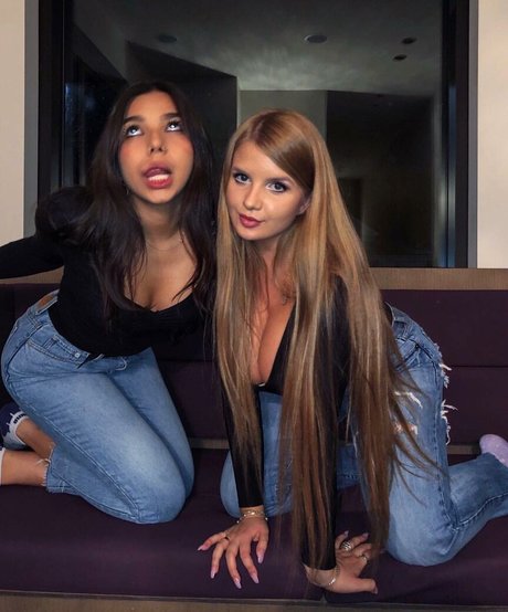 eating onlyfans free naked picture