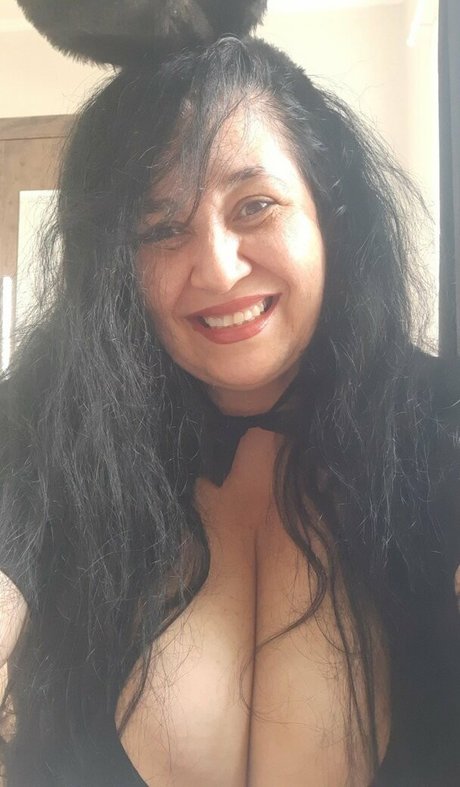 Paula Coelho model perfect photo