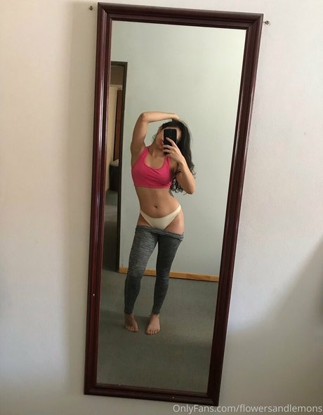 xoxoxogossip pornstar pretty images