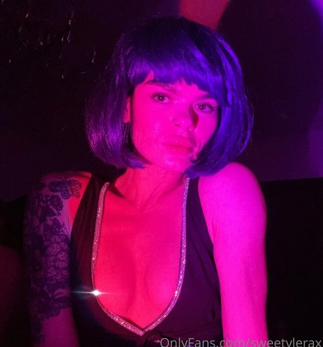 eating onlyfans art porn gallery