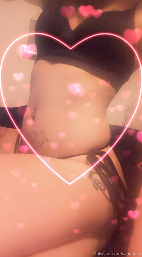 pink hair onlyfans beautiful picture