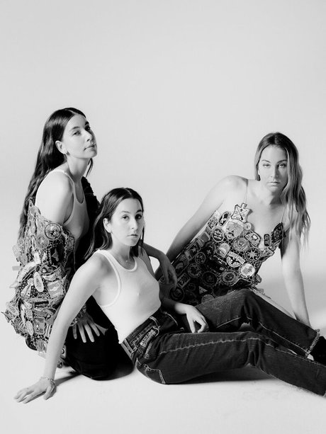 Haim Sisters star best photo