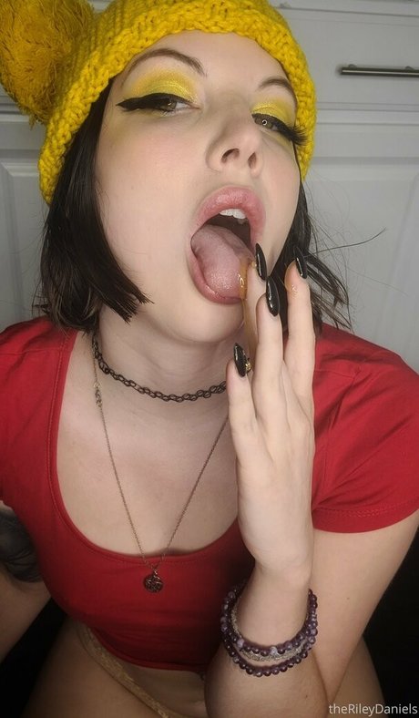 therileydaniels pornstar perfect pictures