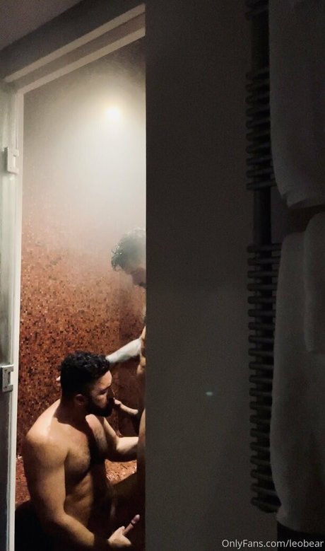 leobear pornstar nice pictures