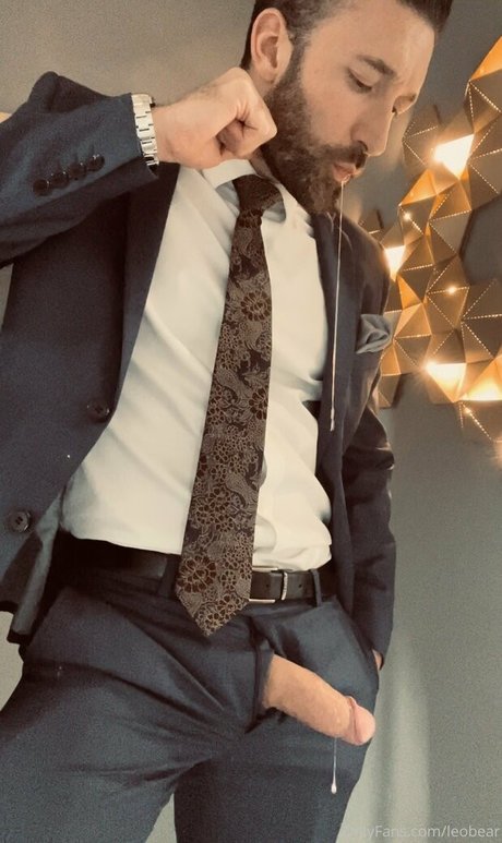 leobear nudes actress picture