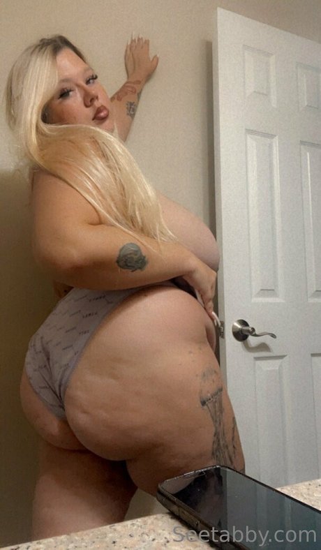 beautiful face onlyfans hot nude archive