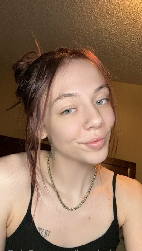 breebaby xox pornstar adult pic