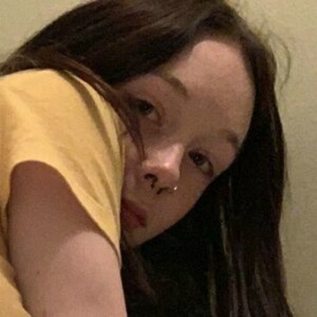 chatting onlyfans beautiful image