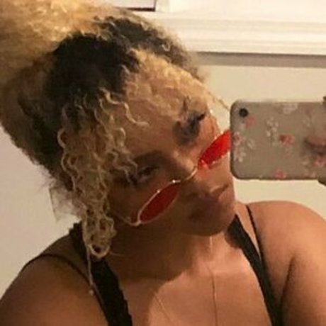 whoissapphic pornographic model archive