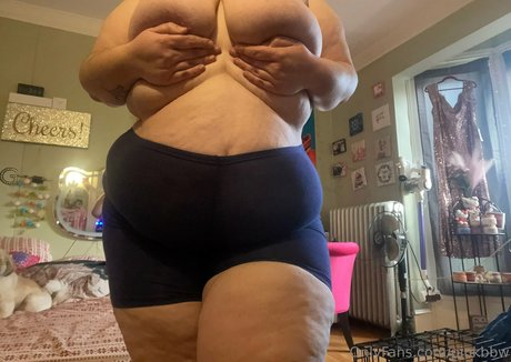 pinkbbw nice model img