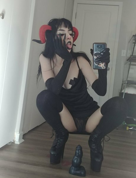 Tricksterkarkat star pornographic image