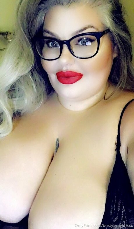 blonde natural onlyfans naked pic