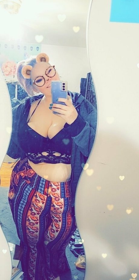 cute ladyboy onlyfans free naked pics