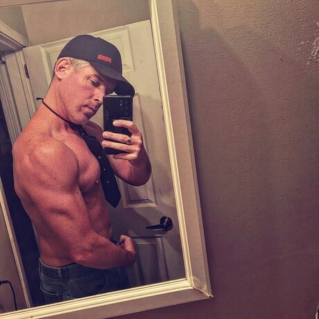 50 Shades perfect star image