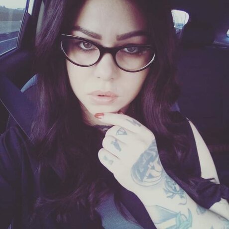 Nikki Love Sixx star free archive