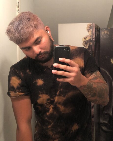 Ryanxgosling art model img