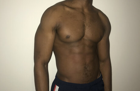 Cotcha exclusive model image