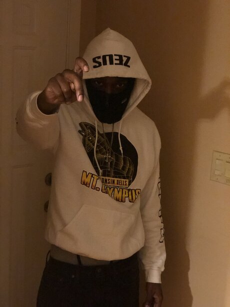 lilchucky erotic model pic