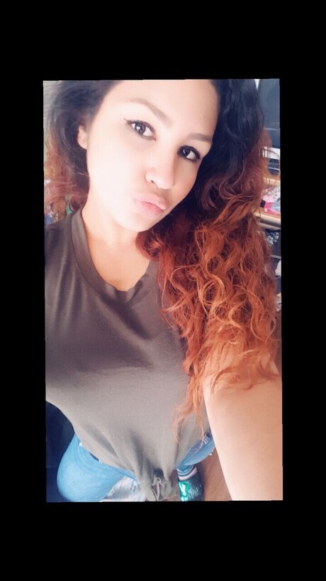 lips onlyfans best pics