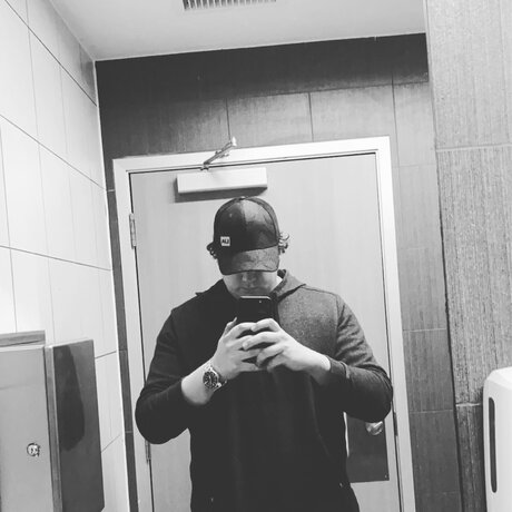 u38471060 nude pornstar pictures