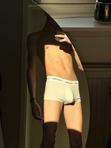 Will Owens VIP beautiful model picture