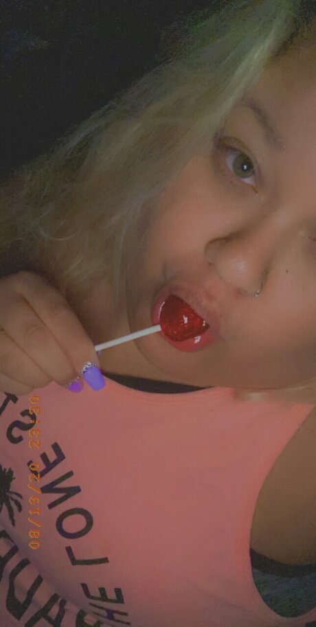 Naomii xxx pornstar images