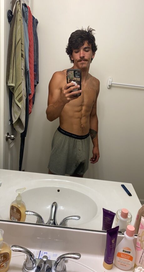 u69359861 top star images