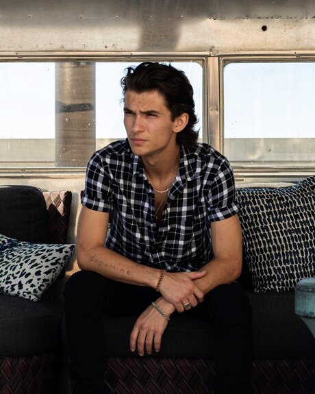 Doeeyedboy nude actress archive