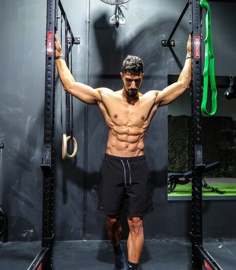 Coach 10 sexy star photo