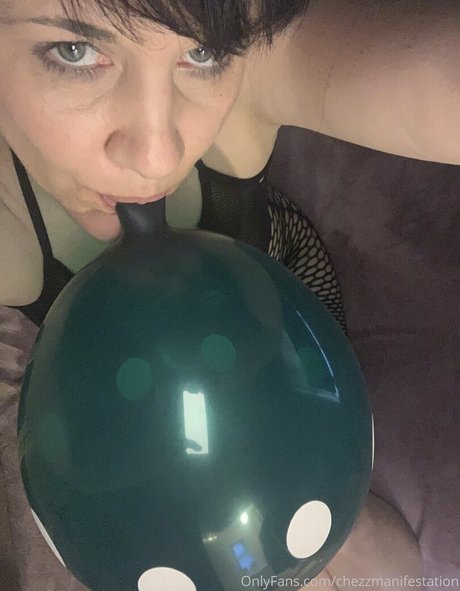 chezzmanifestation porn model pictures