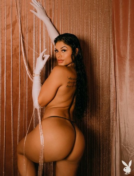 Yung Flower model best pictures