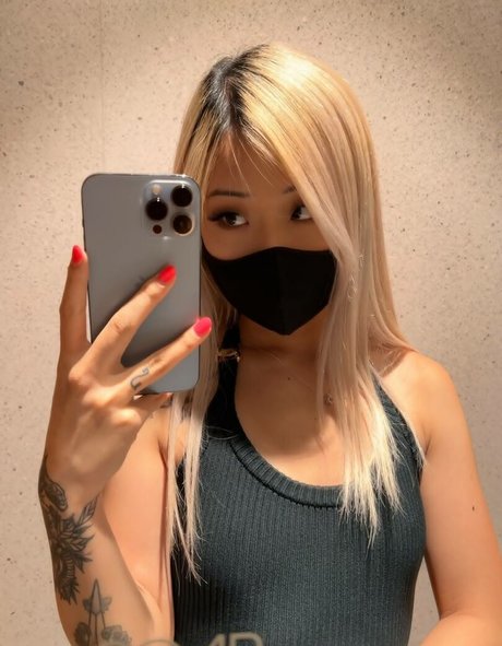 Sarinasong star sexy gallery