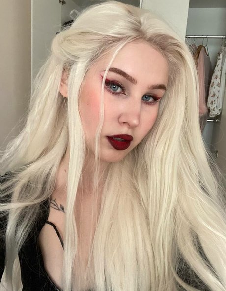 skinny asian onlyfans free pics