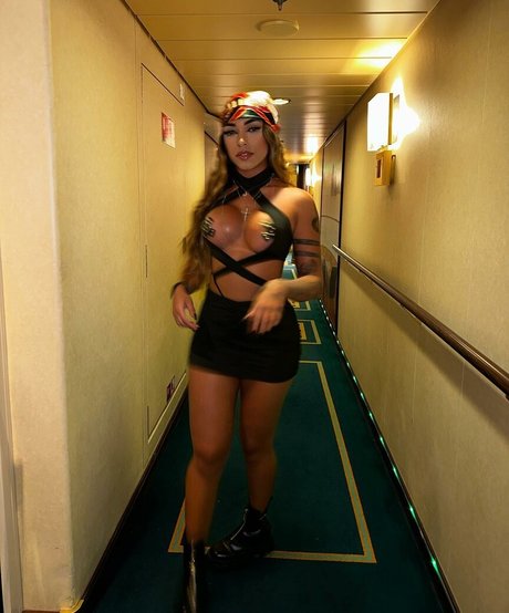 Victoria Imlau sexy actress photos