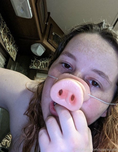 nerdynami exclusive model pic