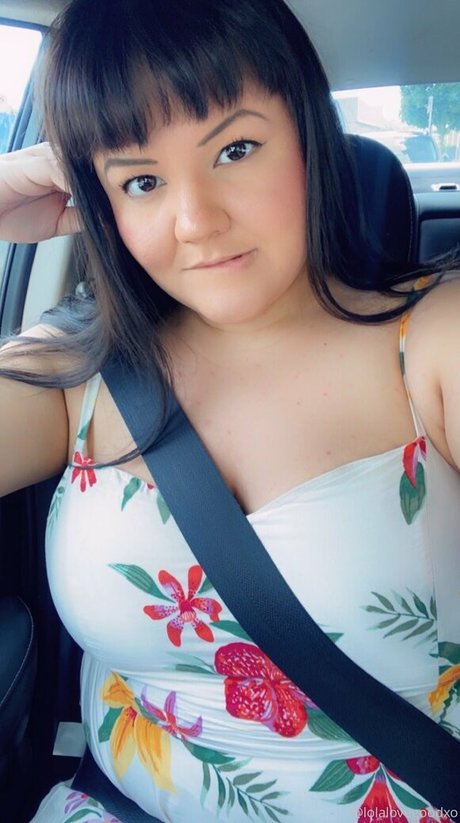 skinny asian onlyfans nice pic