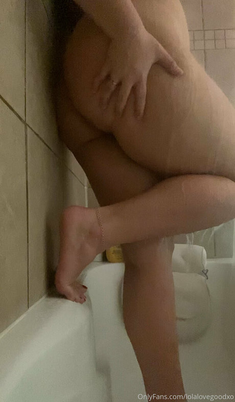 crossdresser onlyfans beautiful naked pics