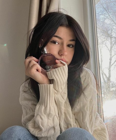 curvy shemale onlyfans beautiful naked photos