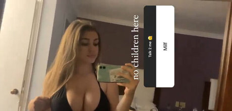 bang onlyfans hot naked pic