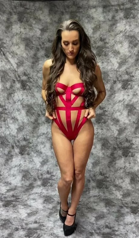 Justine Davis perfect pornstar picture