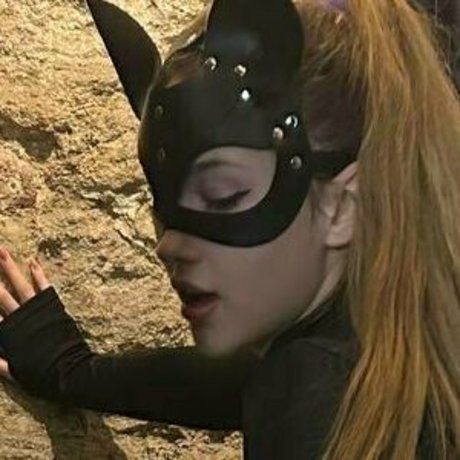 girls on fire sex actress pictures