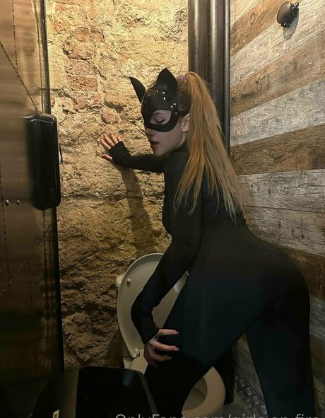 girls on fire exclusive actress image