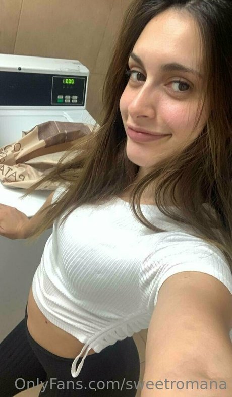 sweetromana perfect pornstar pictures